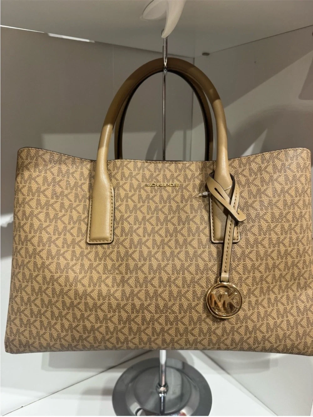 Michael Kors Tan Logo Tote Bag - Picture 2 of 3